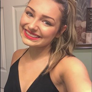 Meet your Posher, Kaleigh